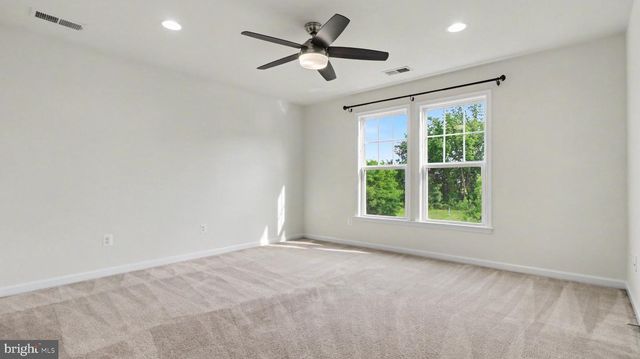 40978 SPUR RUN LN, Aldie, VA 20105
