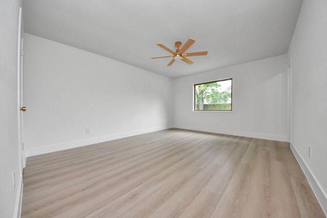 2811 Canary Lane, Humble, TX 77396