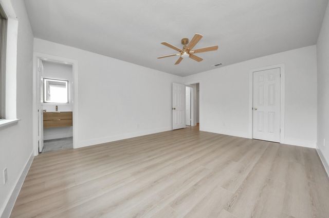 2811 Canary Lane, Humble, TX 77396
