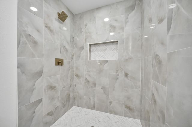 2811 Canary Lane, Humble, TX 77396