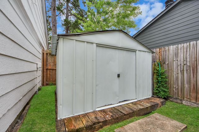 2811 Canary Lane, Humble, TX 77396