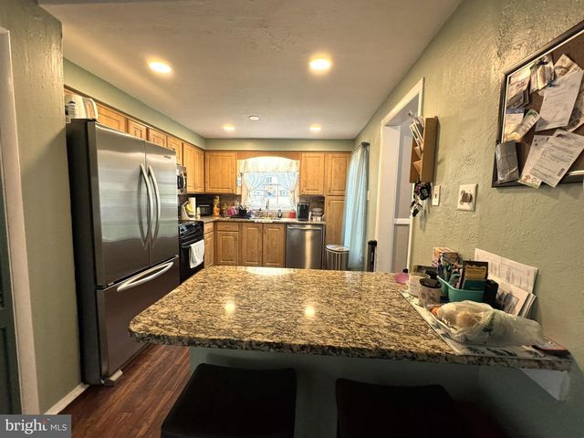 1307 HIGHLAND AVE, Cinnaminson, NJ 08077