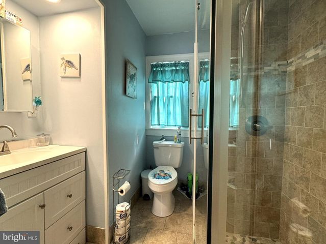 1307 HIGHLAND AVE, Cinnaminson, NJ 08077