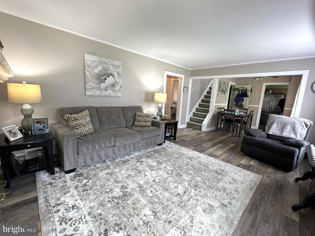 1307 HIGHLAND AVE, Cinnaminson, NJ 08077