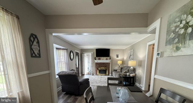 1307 HIGHLAND AVE, Cinnaminson, NJ 08077