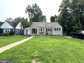 1307 HIGHLAND AVE, Cinnaminson, NJ 08077