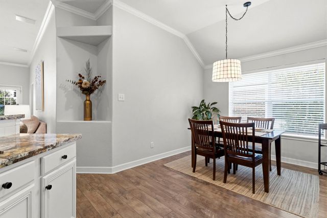 22 Heron Hollow Court, The Woodlands, TX 77382