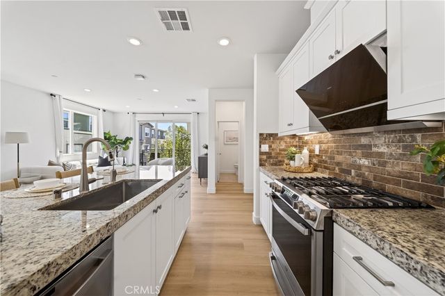303 Carmona, Lake Forest, CA 92630