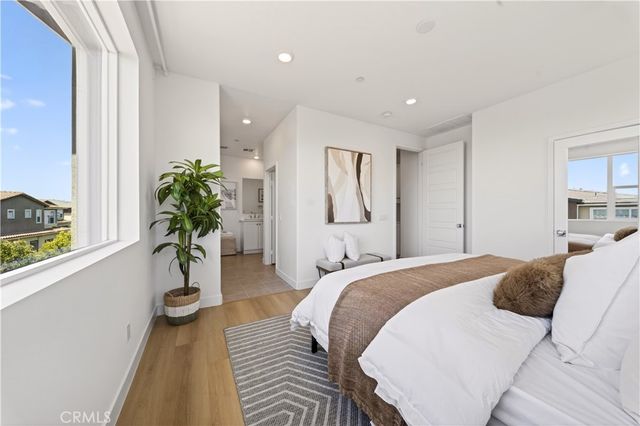 303 Carmona, Lake Forest, CA 92630