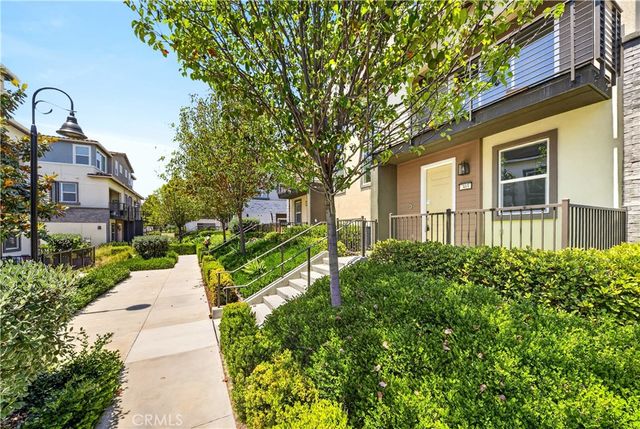 303 Carmona, Lake Forest, CA 92630