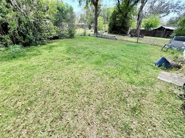 16955 SE 249TH TERRACE, Umatilla, FL 32784