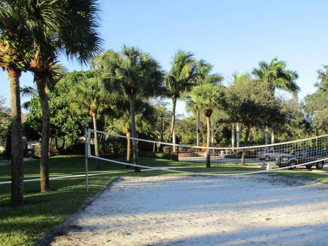 4616 Palmbrooke Circle, West Palm Beach, FL 33417