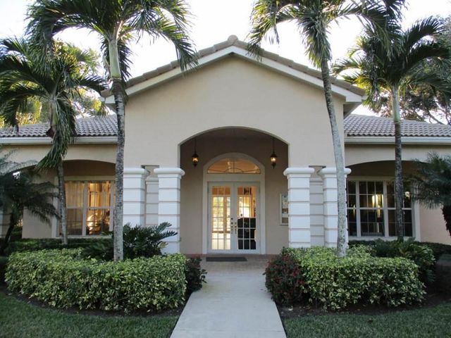 4616 Palmbrooke Circle, West Palm Beach, FL 33417