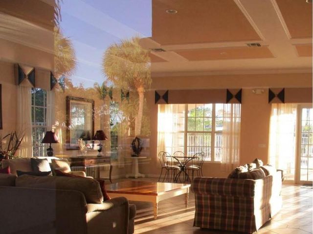 4616 Palmbrooke Circle, West Palm Beach, FL 33417