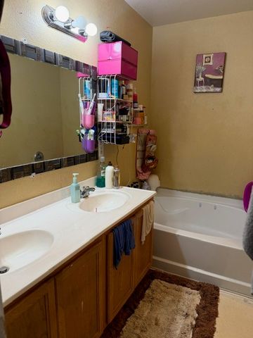 229 Chalk Mountain Drive, Fort Worth, TX 76140