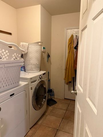 229 Chalk Mountain Drive, Fort Worth, TX 76140