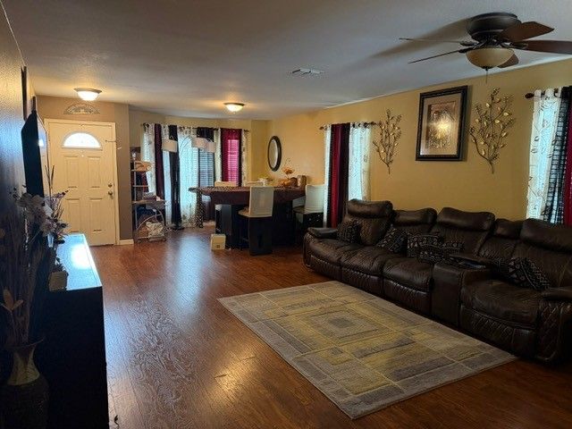 229 Chalk Mountain Drive, Fort Worth, TX 76140