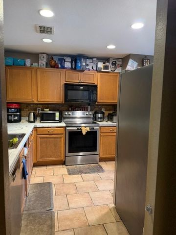 229 Chalk Mountain Drive, Fort Worth, TX 76140