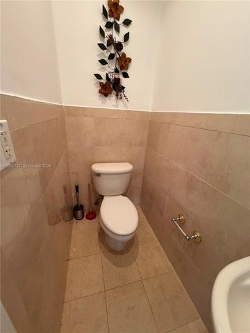 1027 Euclid Avenue 4, Miami Beach, FL 33139
