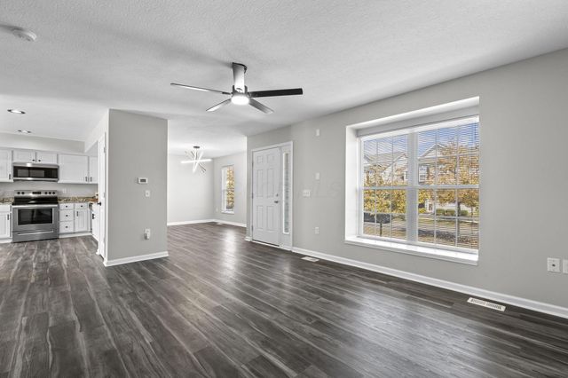 5167 Horseshoe Falls Drive, 9, Dublin, OH 43016