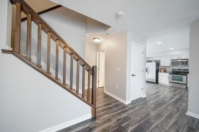 5167 Horseshoe Falls Drive, 9, Dublin, OH 43016