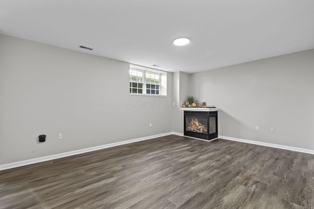 5167 Horseshoe Falls Drive, 9, Dublin, OH 43016