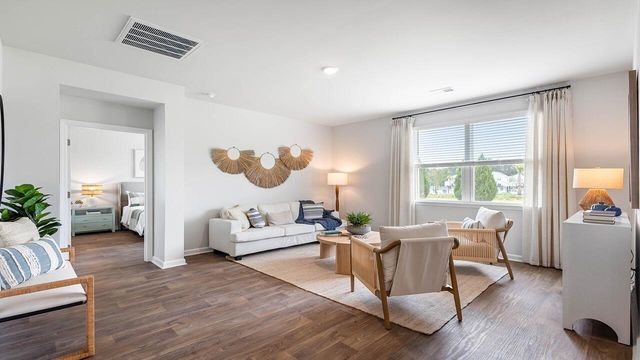 1057 Laurel Oaks Drive, Summerville, SC 29483