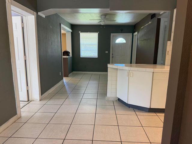 5233 NE 20th Terrace, Pompano Beach, FL 33064