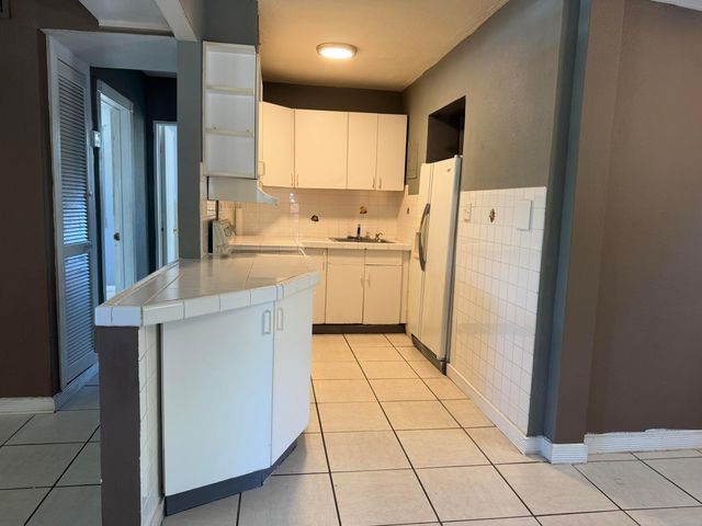 5233 NE 20th Terrace, Pompano Beach, FL 33064