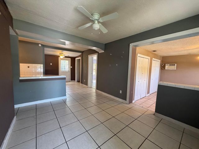 5233 NE 20th Terrace, Pompano Beach, FL 33064