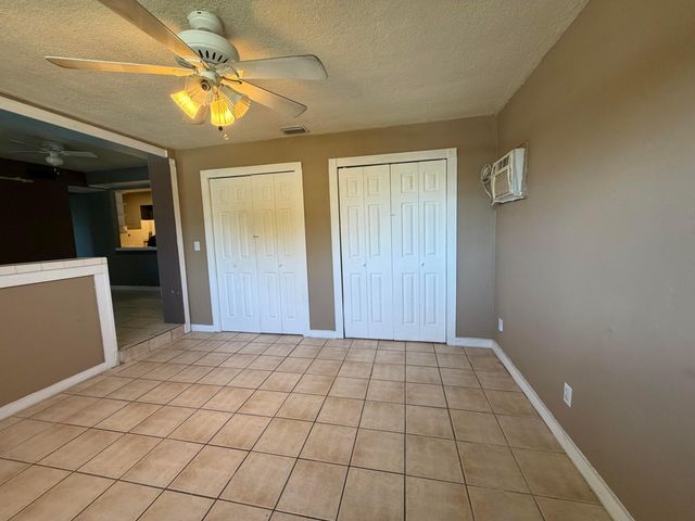 5233 NE 20th Terrace, Pompano Beach, FL 33064