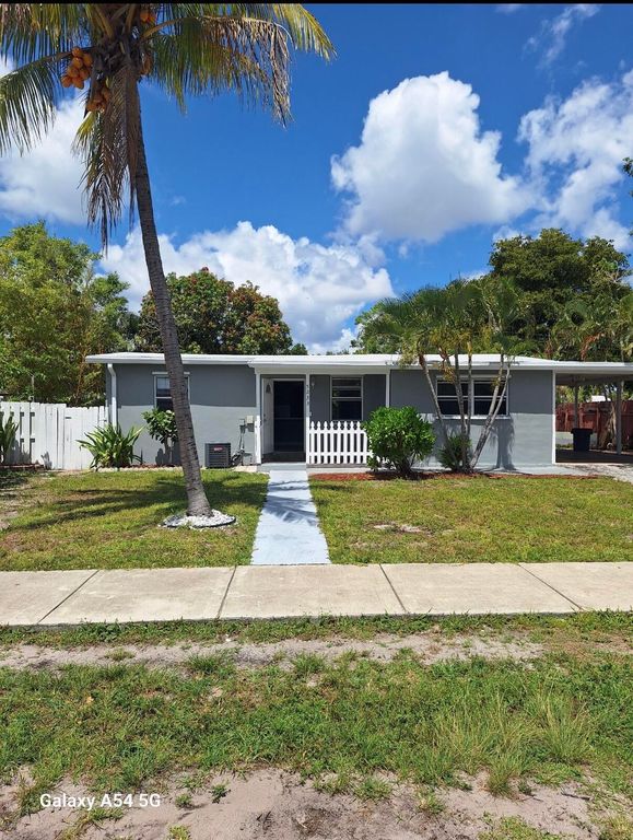 5233 NE 20th Terrace, Pompano Beach, FL 33064