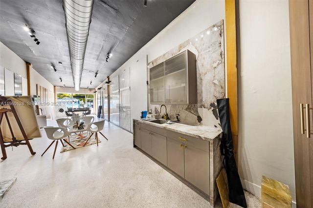 1975 71st St, Miami Beach, FL 33141