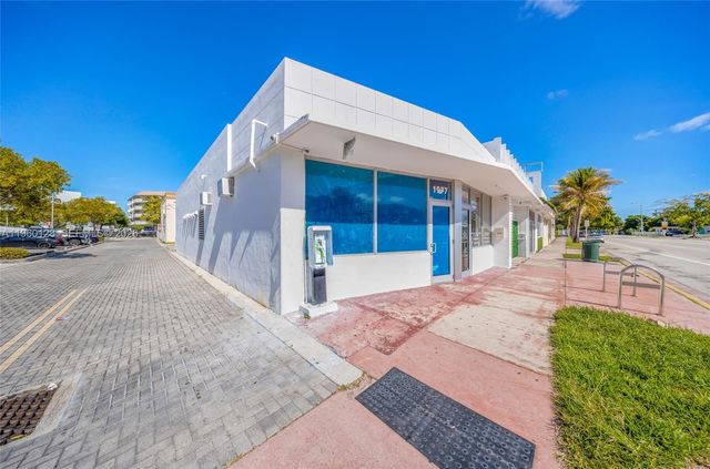 1975 71st St, Miami Beach, FL 33141