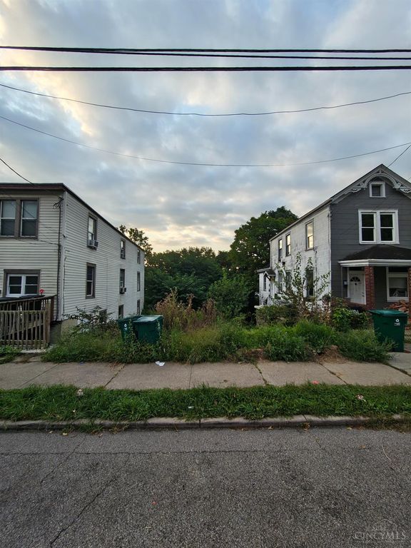 4303 Eastern Avenue, Cincinnati, OH 45226