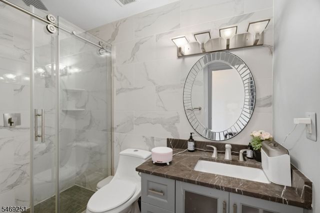 78 Homestead Ln 78, Lincoln Park Boro, NJ 07035