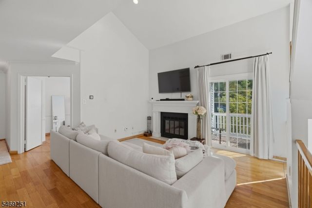 78 Homestead Ln 78, Lincoln Park Boro, NJ 07035