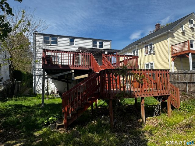 24 Homestead Avenue, Stamford, CT 06902