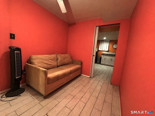 24 Homestead Avenue, Stamford, CT 06902