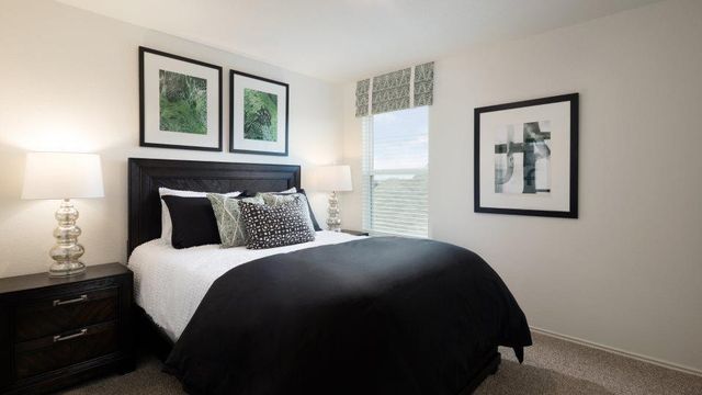 118 Meuse LN, Kyle, TX 78640