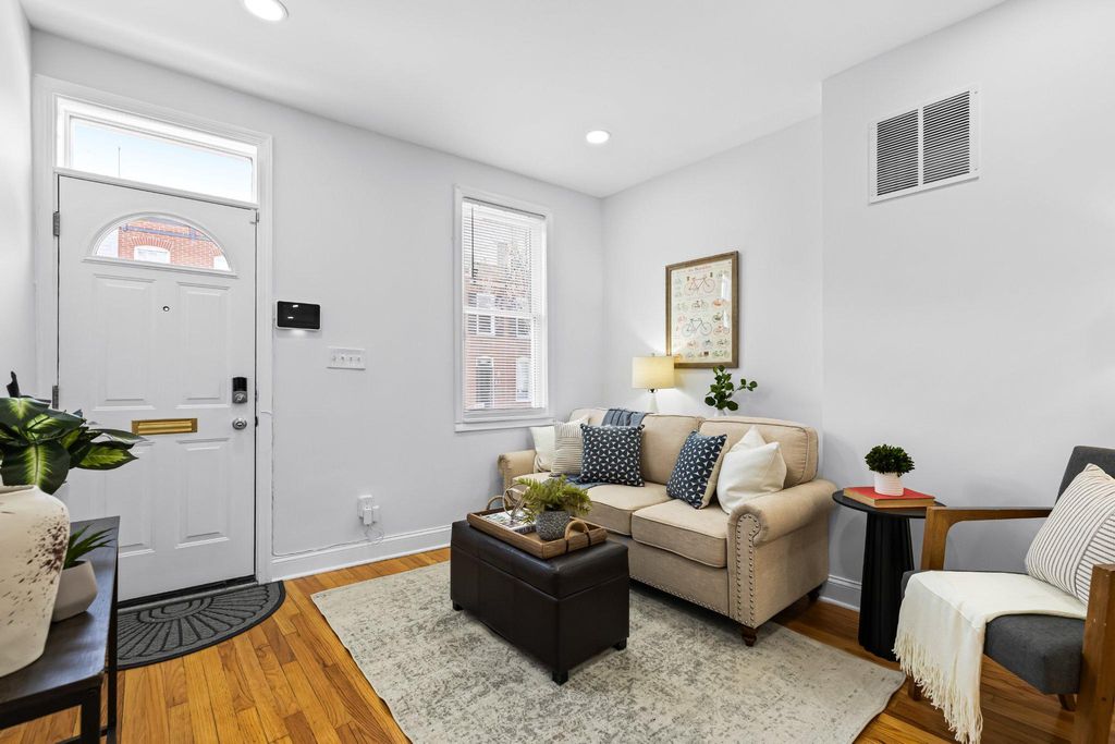 Image 2 of property listing at 1225 PATAPSCO ST, Baltimore, MD 21230