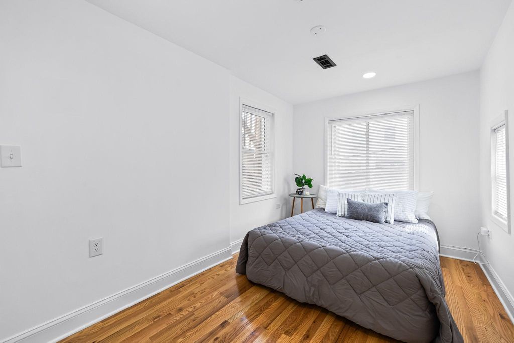 Image 15 of property listing at 1225 PATAPSCO ST, Baltimore, MD 21230