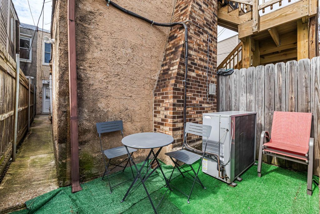 Image 20 of property listing at 1225 PATAPSCO ST, Baltimore, MD 21230