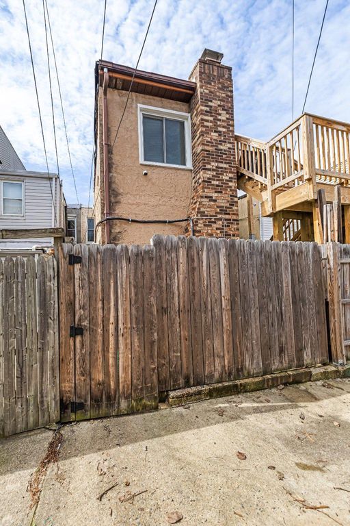 Image 21 of property listing at 1225 PATAPSCO ST, Baltimore, MD 21230