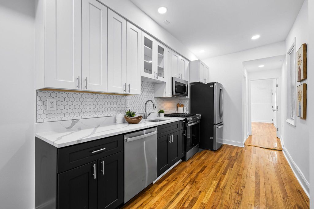 Image 5 of property listing at 1225 PATAPSCO ST, Baltimore, MD 21230