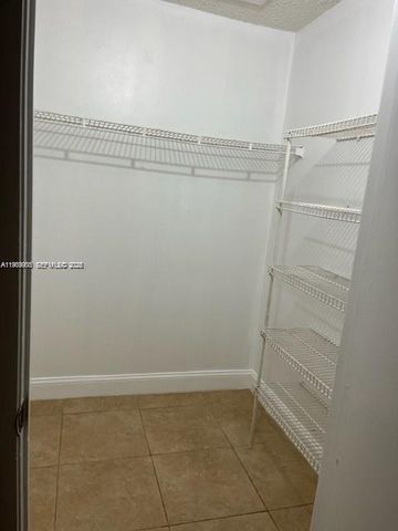 9999 Summerbreeze Drive 1009, Sunrise, FL 33322