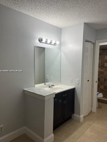 9999 Summerbreeze Drive 1009, Sunrise, FL 33322