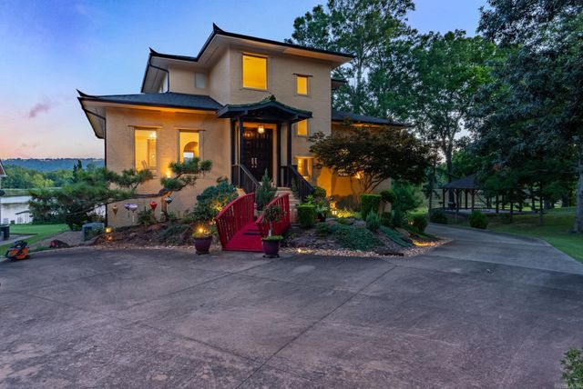7 Crystal Mountain Cove, Maumelle, AR 72113