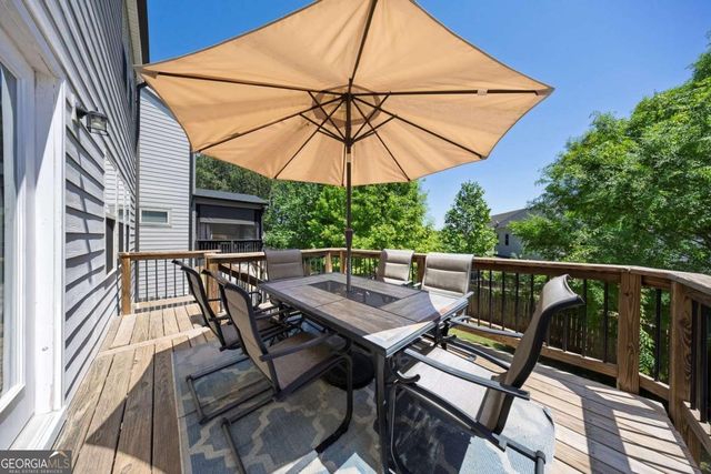 204 Meadows Court, Woodstock, GA 30189