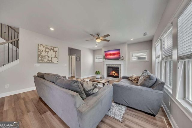 204 Meadows Court, Woodstock, GA 30189